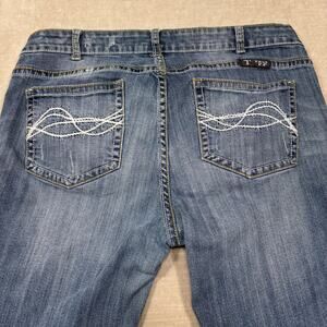 Cowgirl Tuff Womens Bootcut Denim Jeans 36x31 Western Well Worn Comfy *Flaw*